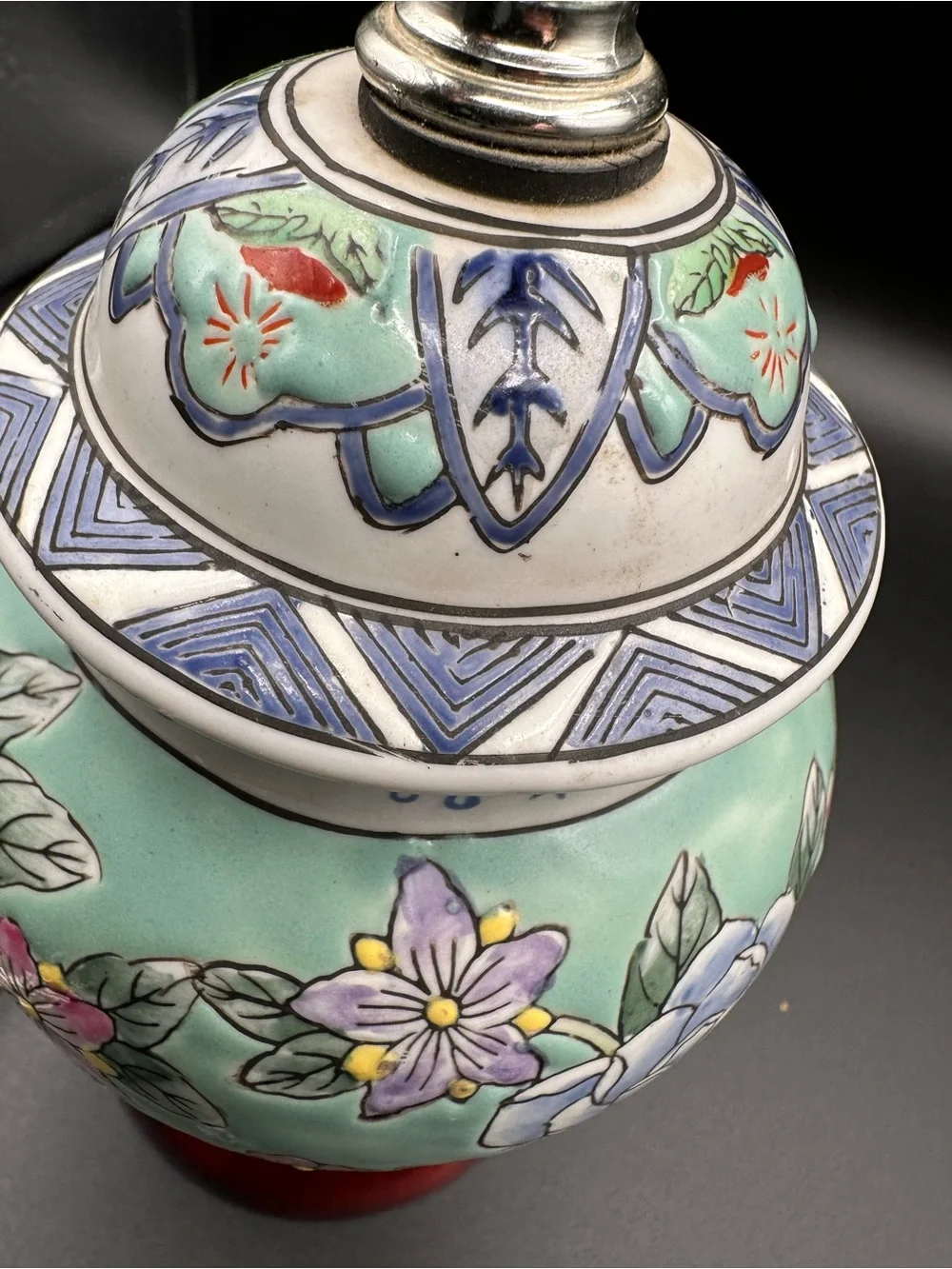 Vintage Chinese Porcelain Ginger Jar Mini Lamp – Celadon Peony Floral, Wood Base